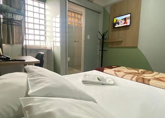 Hotel Romanville